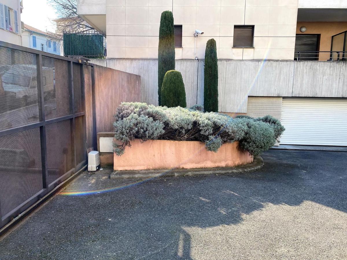 T2 Proche De La Gare, A 10 Minutes A Pieds De La Croisette, Piscine & Parking Dans Residence De Haut Standing Cannes Exterior photo